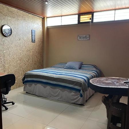 Ferienwohnung Huehueloft1 Estacionamiento Y Wifi Huehuetenango Exterior foto